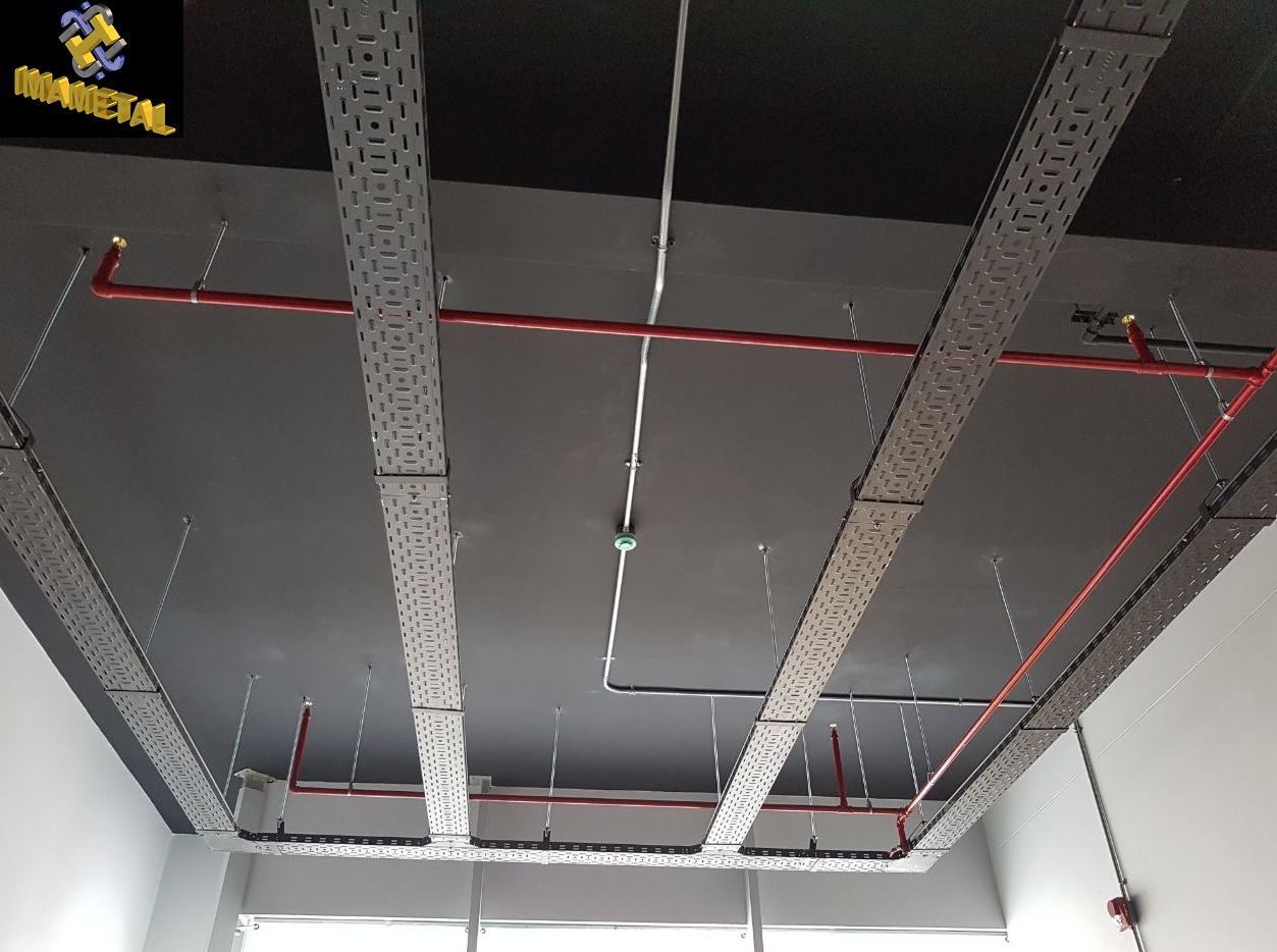 Instalación de bandejas portacables